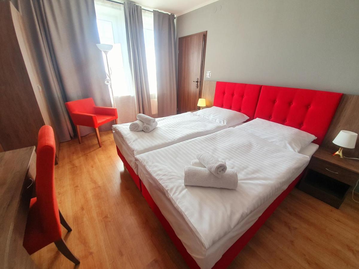 Lux Resort Krasnik Luaran gambar