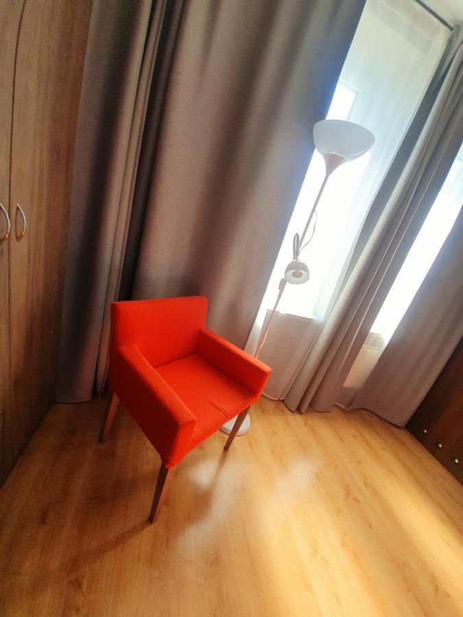 Lux Resort Krasnik Luaran gambar