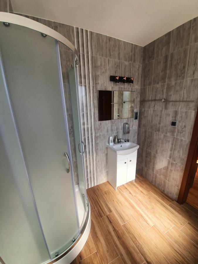Lux Resort Krasnik Luaran gambar